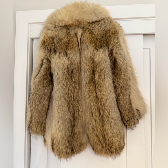 Vintage Fox Fur Coat - Picture 6 of 7